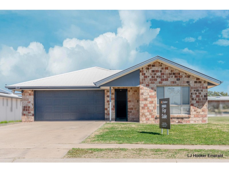 7 Mount Macarthur Boulevard, Capella QLD 4723