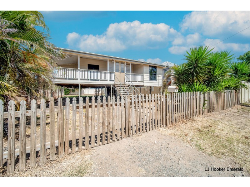 3B Roberts Street, Emerald QLD 4720