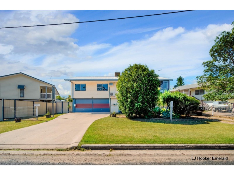 33 Park Avenue, Emerald QLD 4720