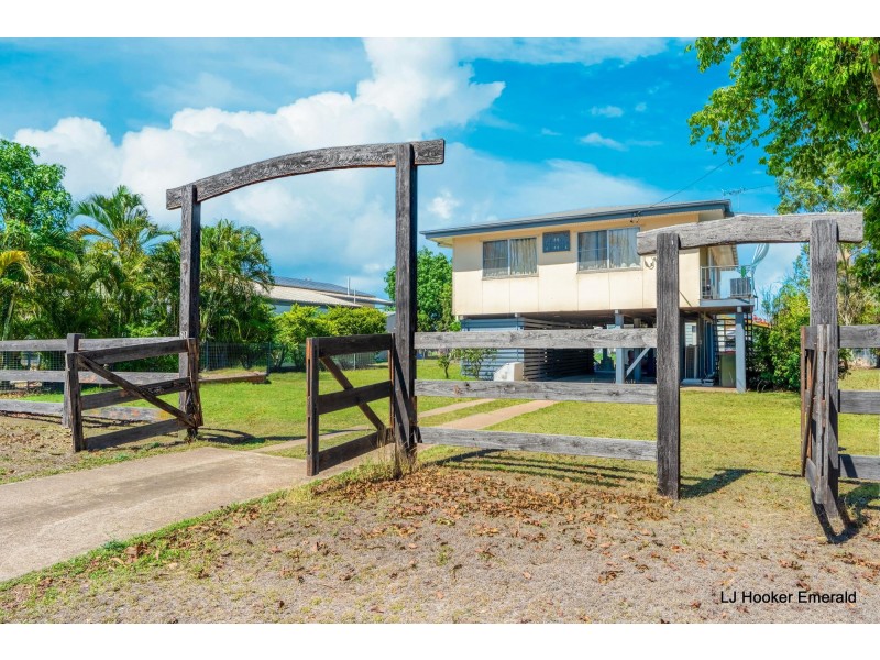 80 Burn Street, Capella QLD 4723