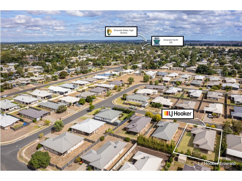 7 Onyx Street, Emerald QLD 4720