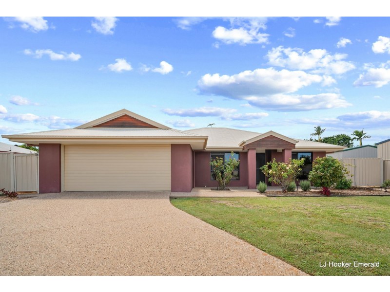 4 Highland Court, Emerald QLD 4720