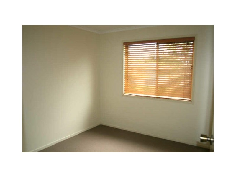 17 Eubar Place, Emerald QLD 4720