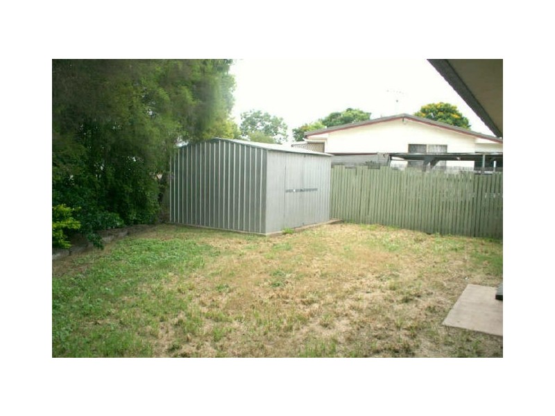 17 Eubar Place, Emerald QLD 4720