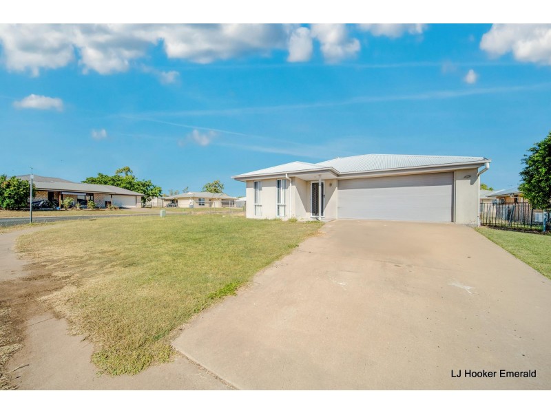 1 Mount Macarthur Boulevard, Capella QLD 4723