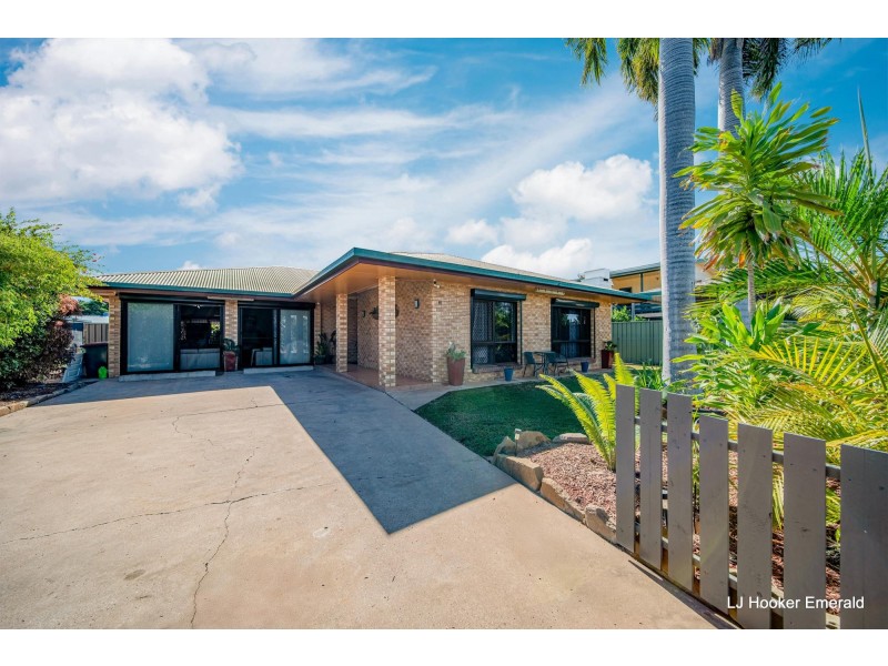 81 Retro Street, Emerald QLD 4720