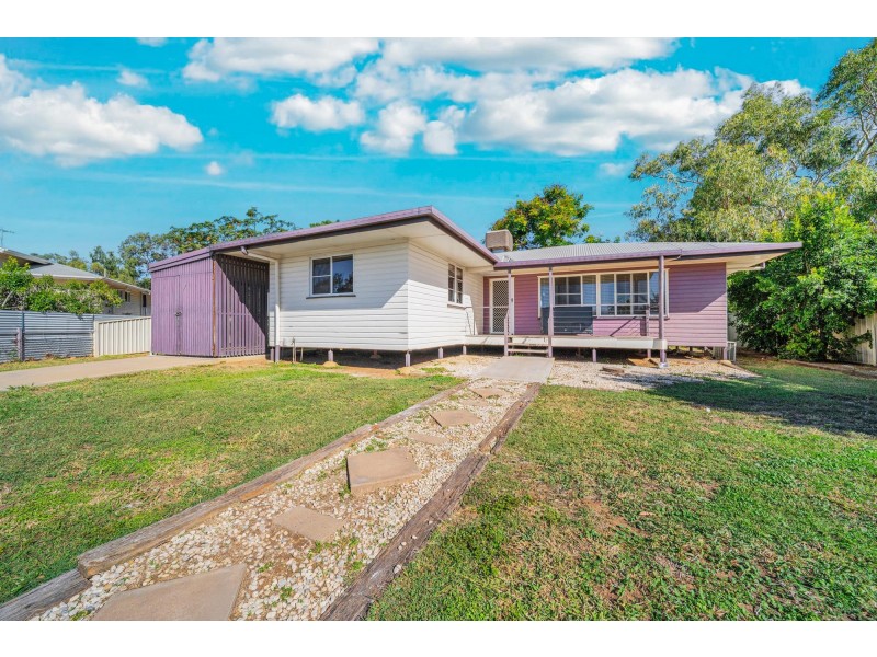 6 Round Tree Drive, Emerald QLD 4720