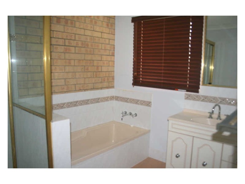 6/143 Egerton St, Emerald QLD 4720