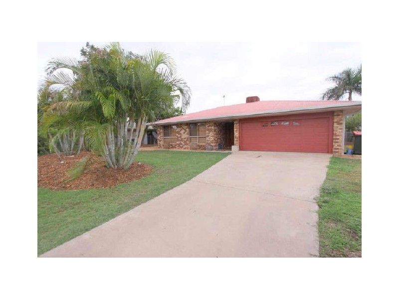 9 Cominos Street, Emerald QLD 4720