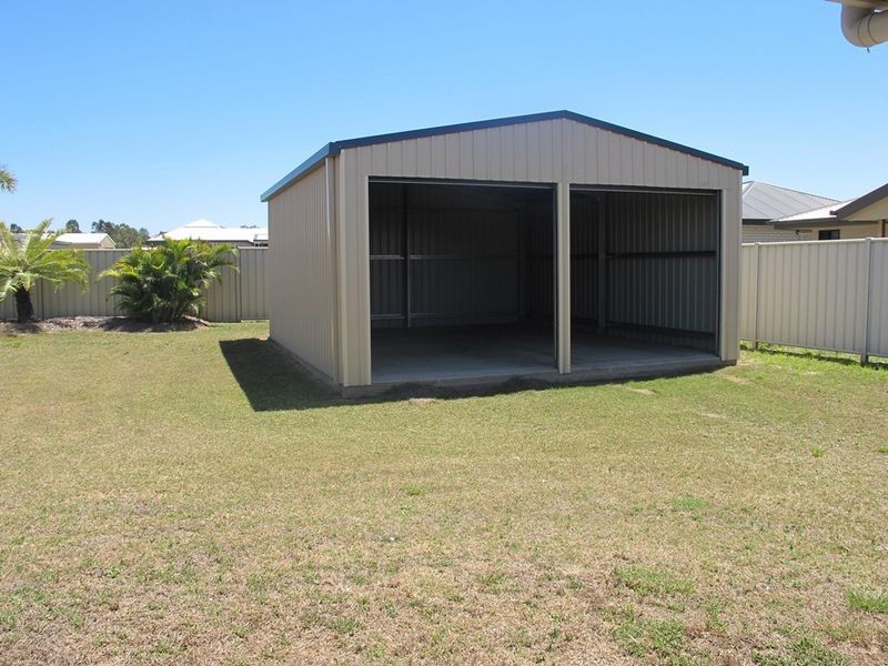 42 Mayfair Drive, Emerald QLD 4720