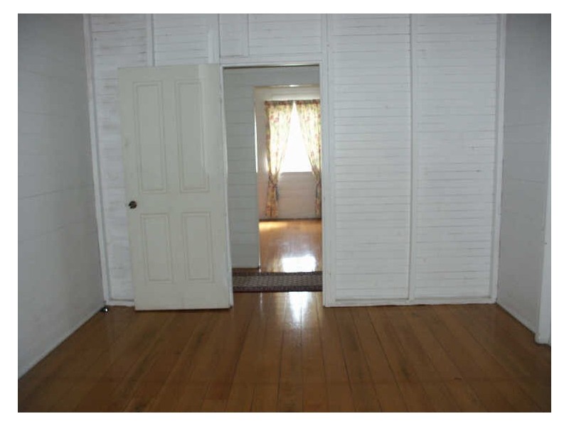 34 Retro St, Emerald QLD 4720