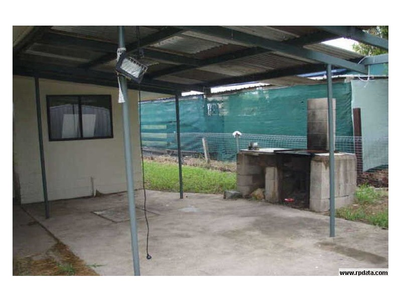 6 Huntley Street, Capella QLD 4723