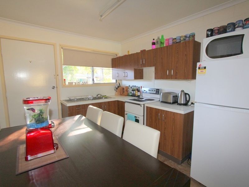 1/9 Garnet Street, Emerald QLD 4720