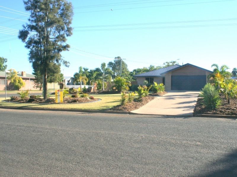 49 Loch Street, Emerald QLD 4720