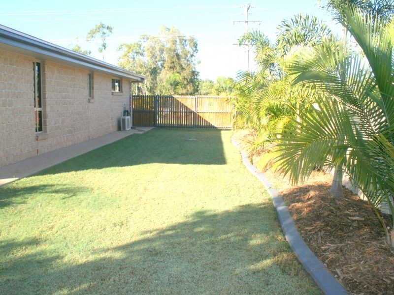 49 Loch Street, Emerald QLD 4720