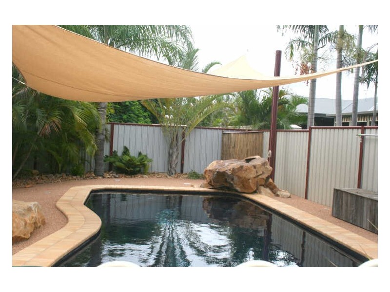 34 Cowan Crescent, Emerald QLD 4720
