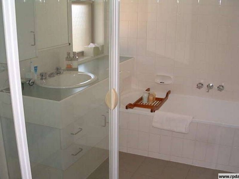 24 Jacqueline Drive, Emerald QLD 4720