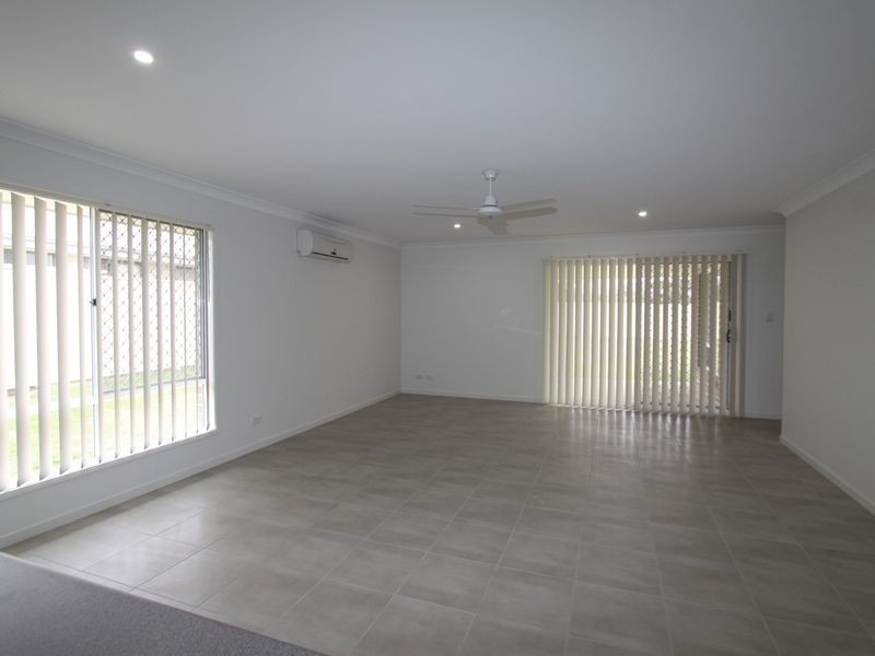 15 Lakeside Drive, Emerald QLD 4720