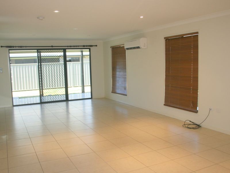 22/68 Moody Street, Emerald QLD 4720