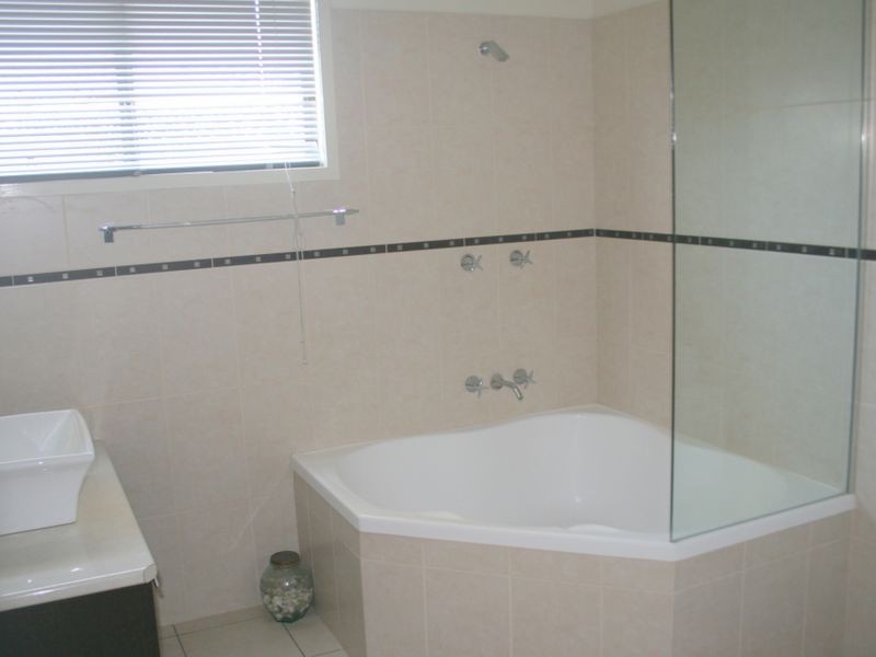 22/68 Moody Street, Emerald QLD 4720