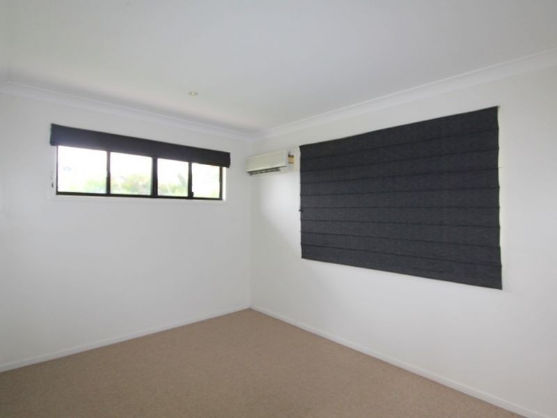 21 Crinum Crescent, Emerald QLD 4720