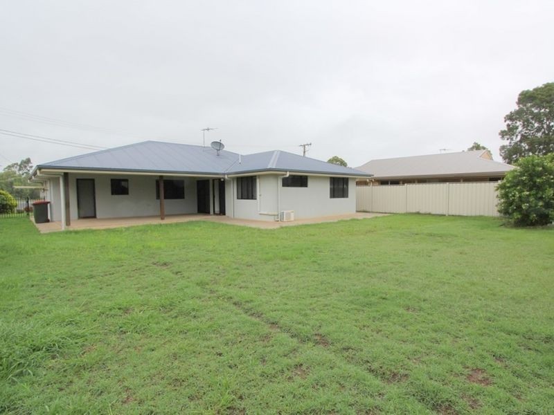 21 Crinum Crescent, Emerald QLD 4720