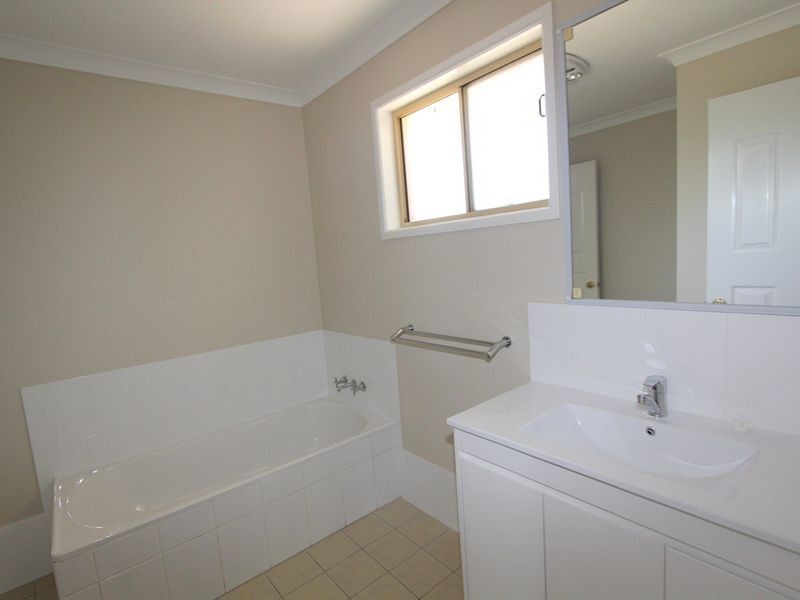 15 Waldby Court, Emerald QLD 4720
