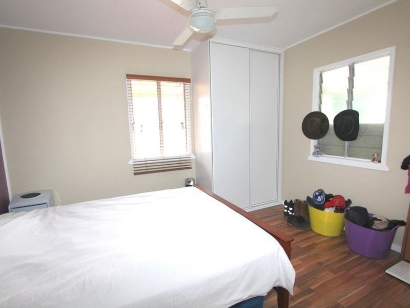 18 White Street, Emerald QLD 4720