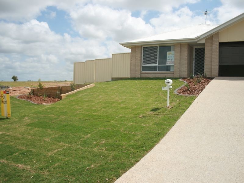 22 Scenic Drive, Emerald QLD 4720