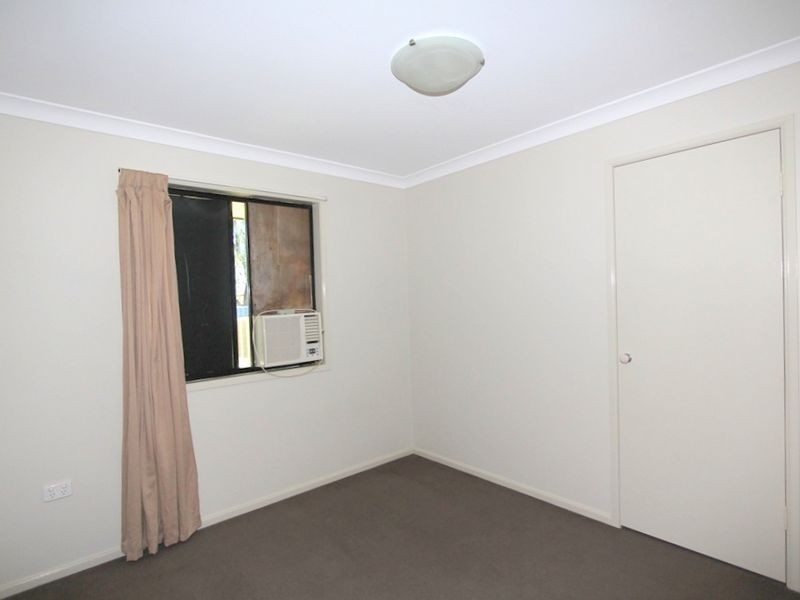 19 Vicki Close, Emerald QLD 4720