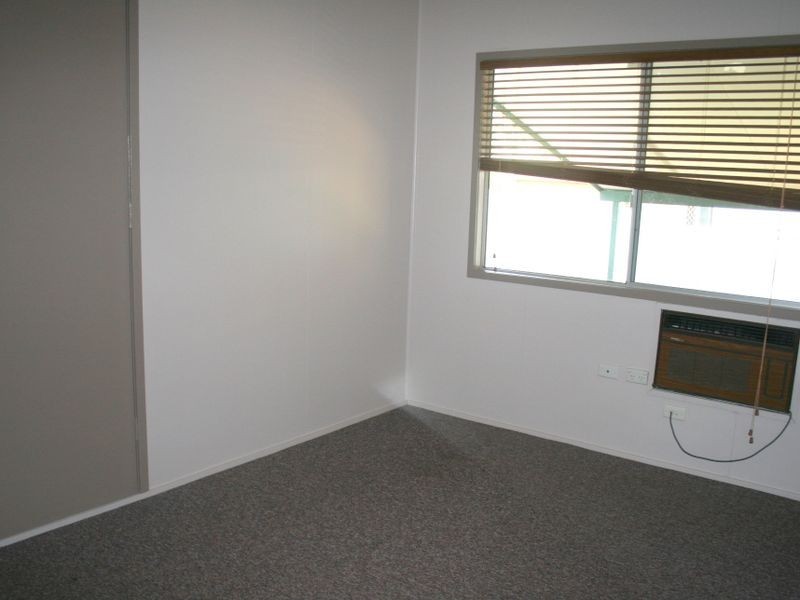 16 Centenary Drive, Emerald QLD 4720