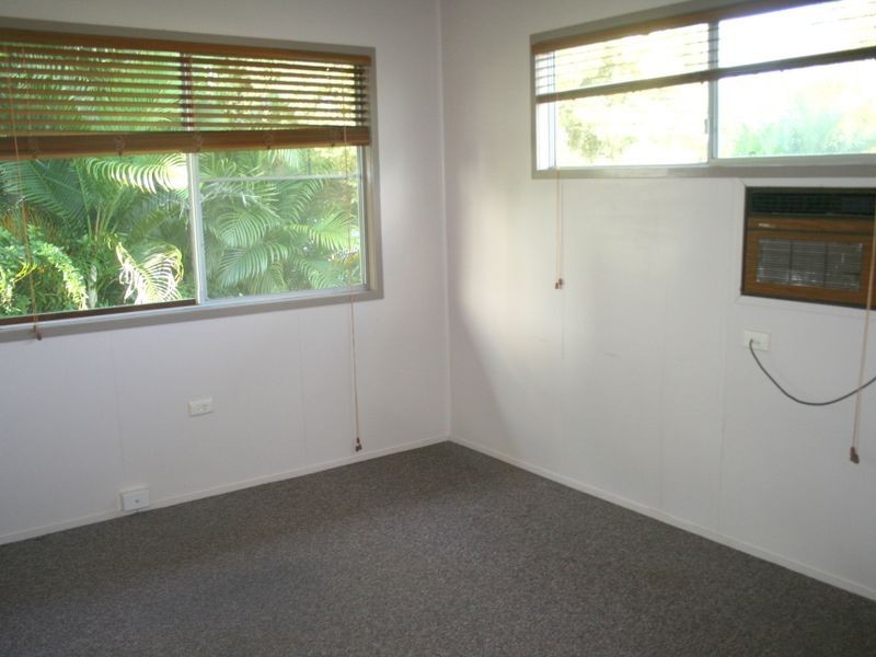 16 Centenary Drive, Emerald QLD 4720