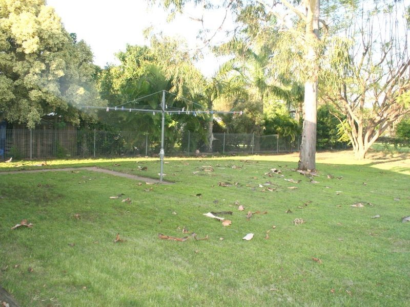 16 Centenary Drive, Emerald QLD 4720