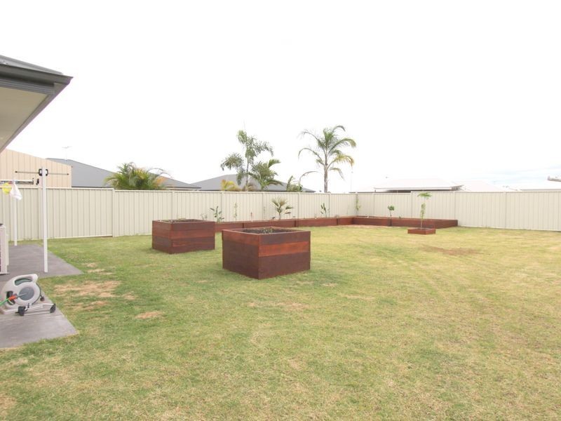3 Desgrand Street, Emerald QLD 4720