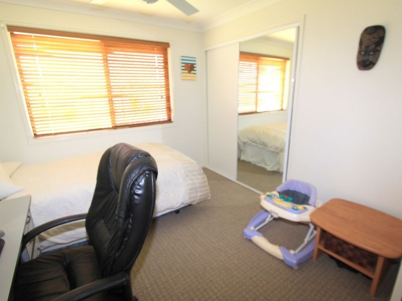 24 Mayfair Drive, Emerald QLD 4720