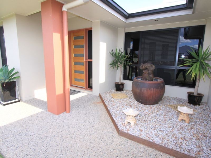 9 Carrington Place, Emerald QLD 4720