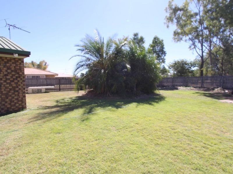 4 Caprice Court, Emerald QLD 4720