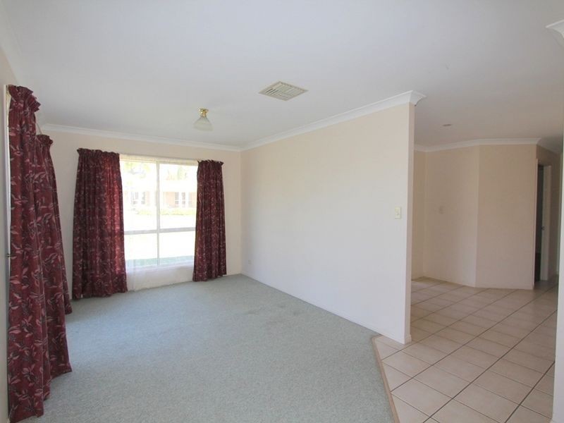 24 Jeppesen Drive, Emerald QLD 4720