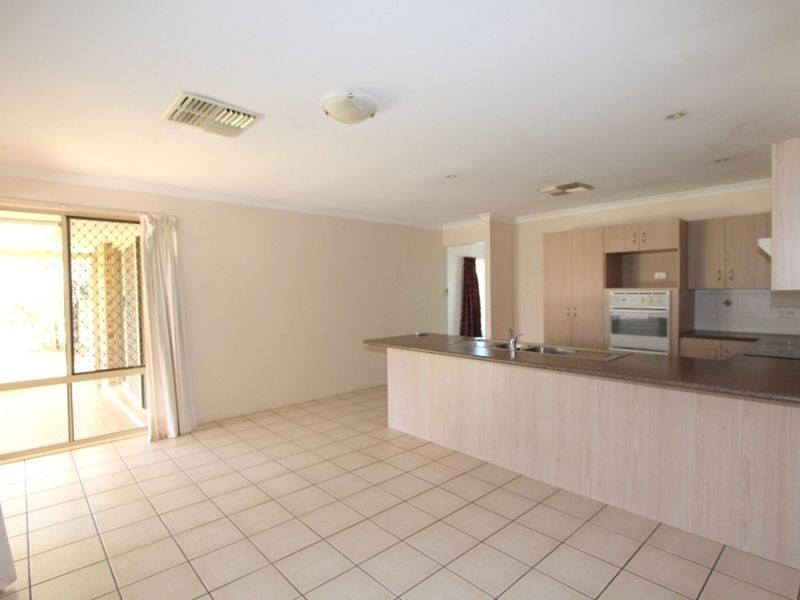 24 Jeppesen Drive, Emerald QLD 4720