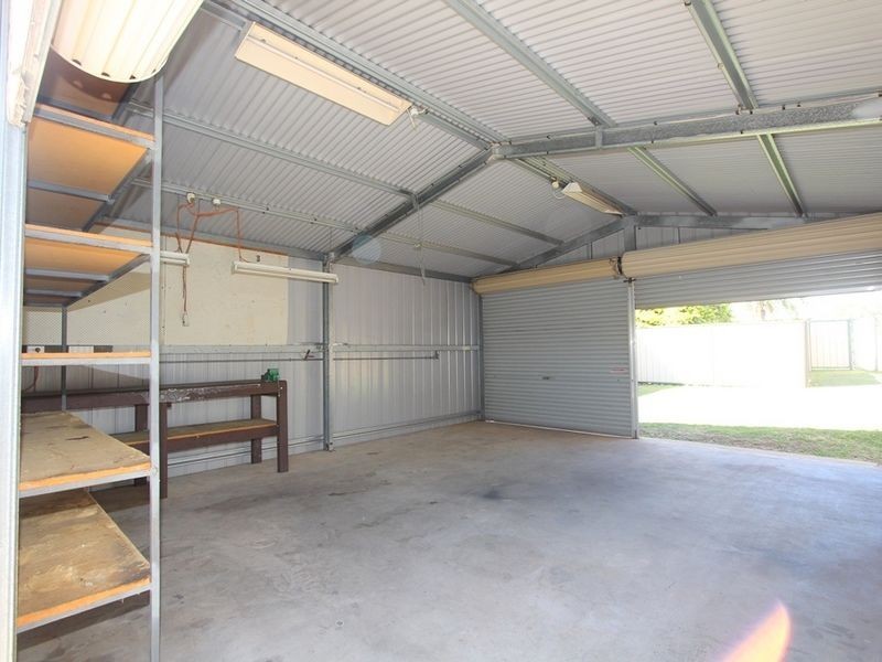 24 Jeppesen Drive, Emerald QLD 4720
