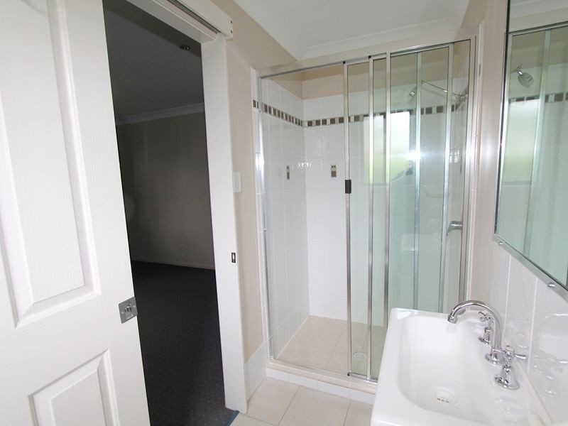 38 Cowan Crescent, Emerald QLD 4720