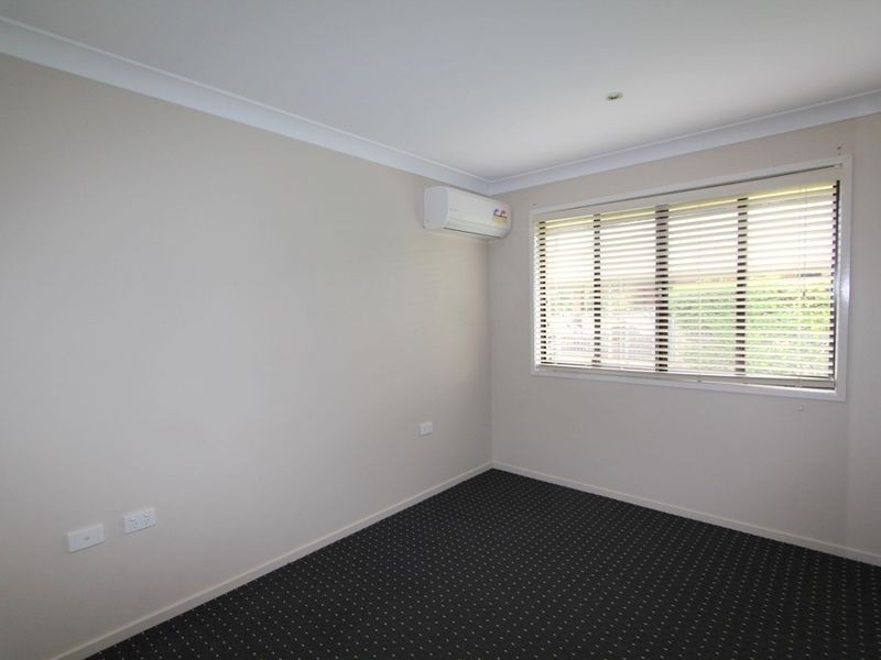 38 Cowan Crescent, Emerald QLD 4720