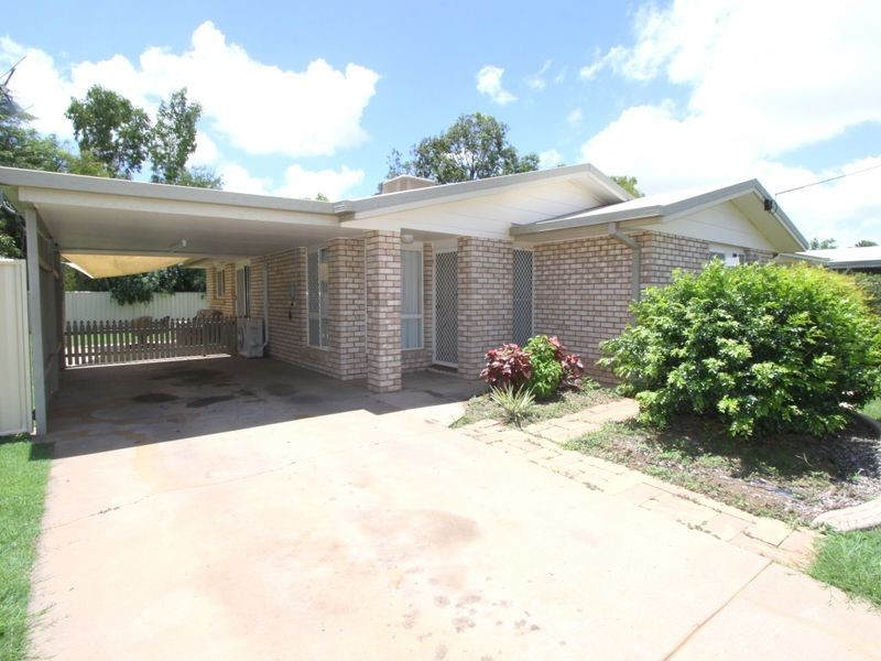 75 Staal Crescent, Emerald QLD 4720