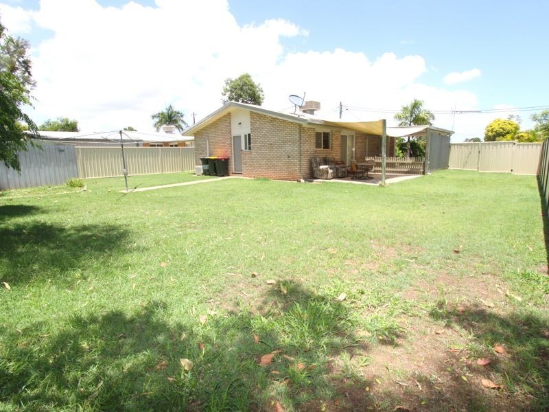 75 Staal Crescent, Emerald QLD 4720