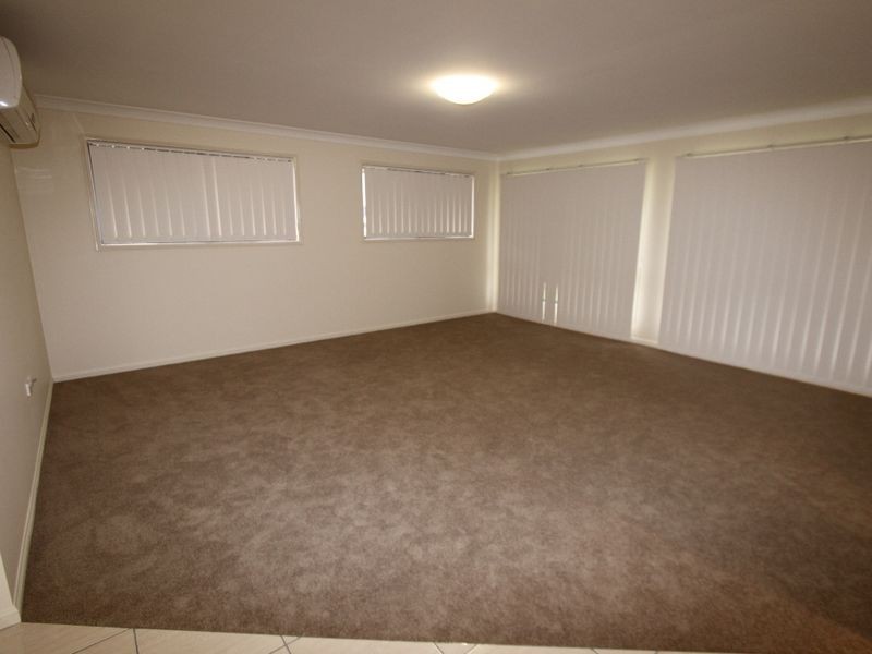 16 Saville Street, Emerald QLD 4720