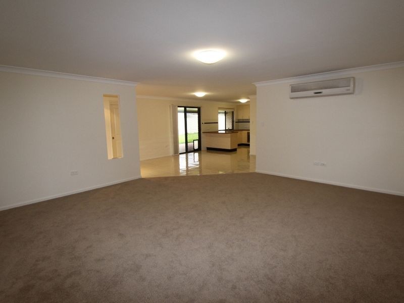 16 Saville Street, Emerald QLD 4720