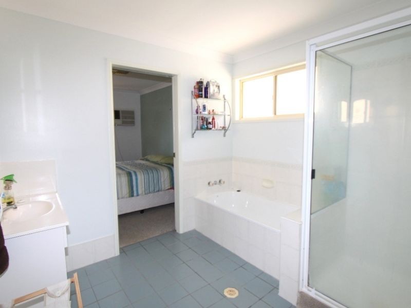 74 Staal Crescent, Emerald QLD 4720