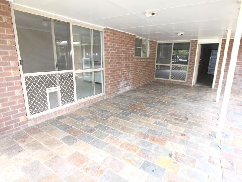 39 Bridgeman Street, Emerald QLD 4720