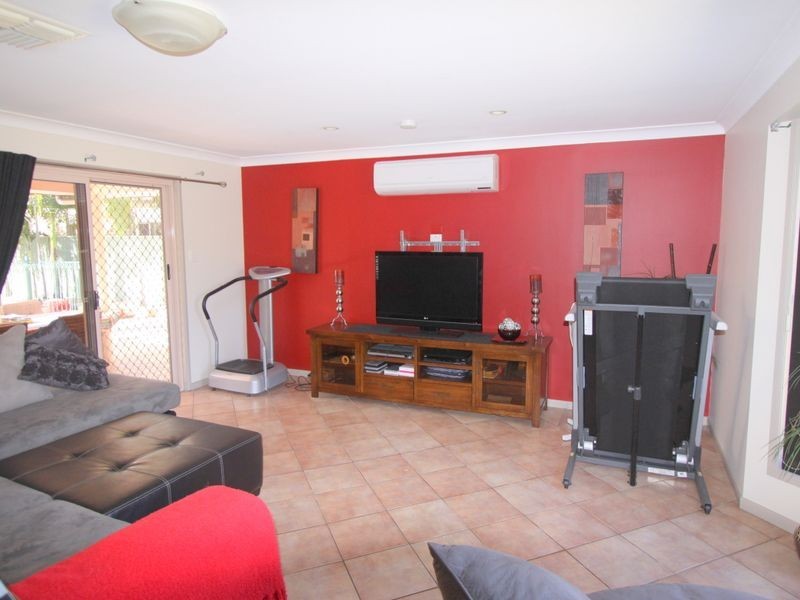 4 Tineele Place, Emerald QLD 4720