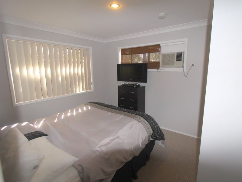 4 Tineele Place, Emerald QLD 4720